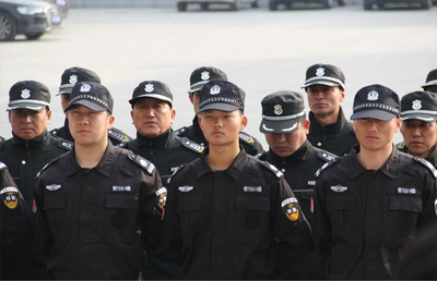 守護(hù)城市安全的堅(jiān)實(shí)防線 上海東安保安服務(wù)的專業(yè)使命